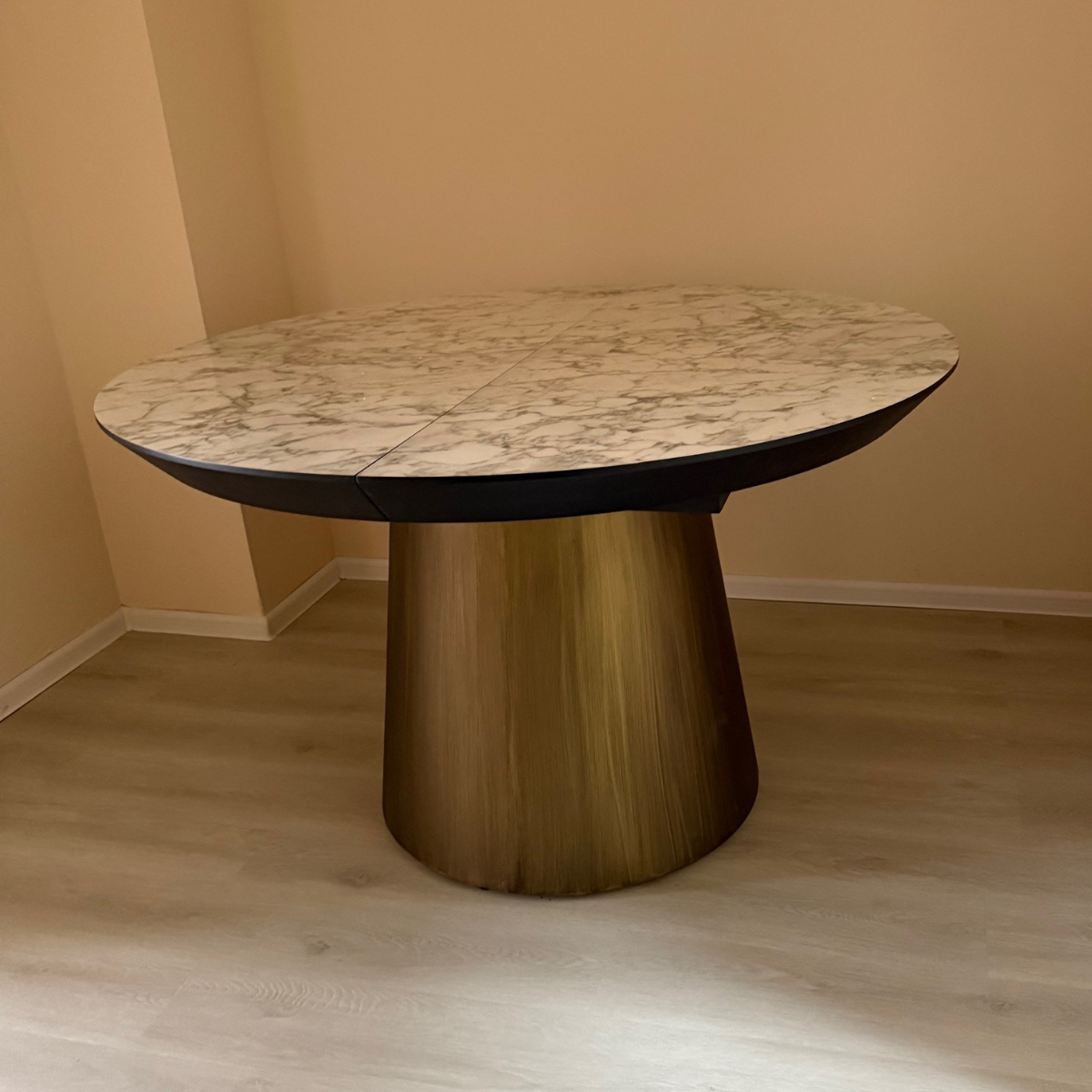 Masa De Dining Rotunda Extensibila, Marble Deco