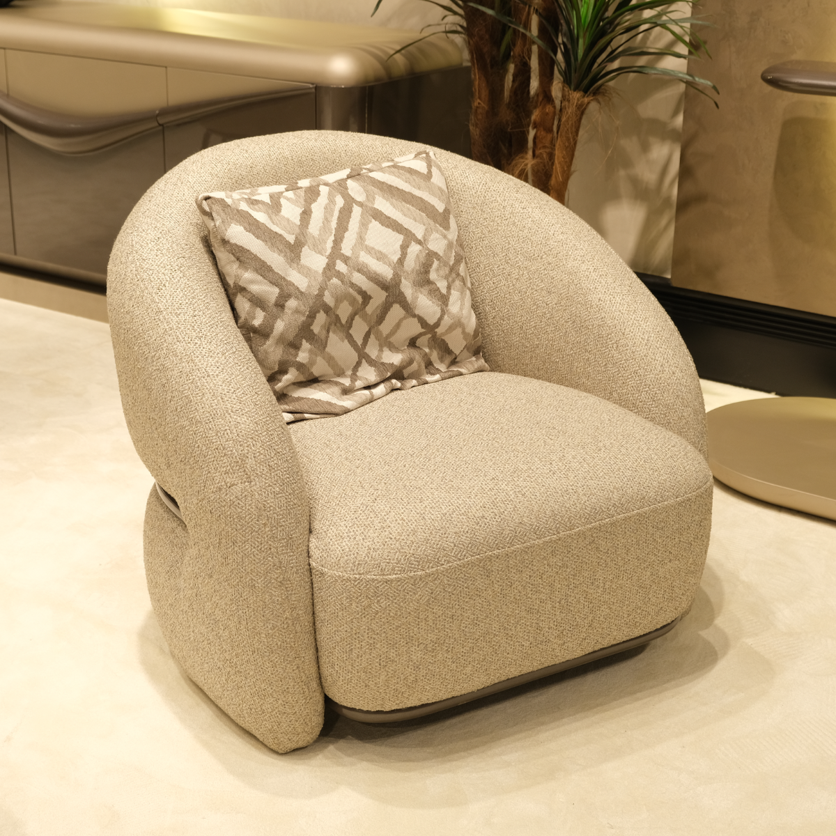 Colecția de Dining QUEEN – Mobilier Premium pentru Living și Dining Modern