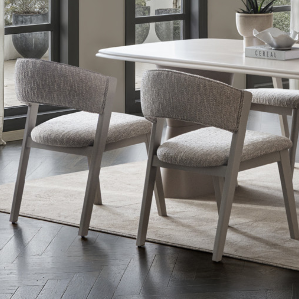 Colectia de Living si Dining Moderna, Lorin