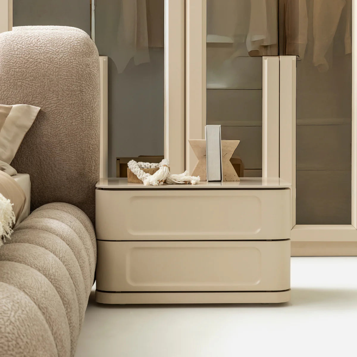 Dormitor modular de Lux, Sento